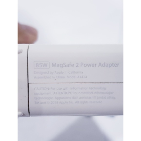 Genuine Apple 85W MagSafe 2 Power Adapter A1424 Charger MacBook Pro - Picture 2 of 3
